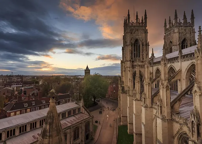 Appartamento Modern Minimalist 3-bed Duplex In - Pass The Keys York