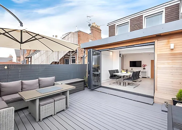 Modern Minimalist 3-bed Duplex In - Pass The Keys Appartamento