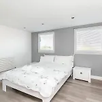 Apartment Modern Minimalist 3-bed Duplex In - Pass The Keys York