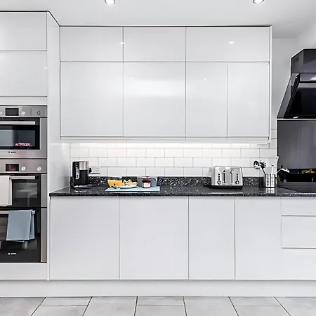 Apartmán Modern Minimalist 3-bed Duplex In - Pass The Keys