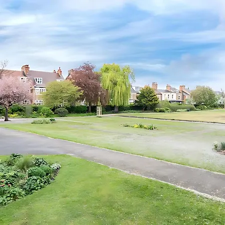 Apartman Modern Minimalist 3-bed Duplex In - Pass The Keys *