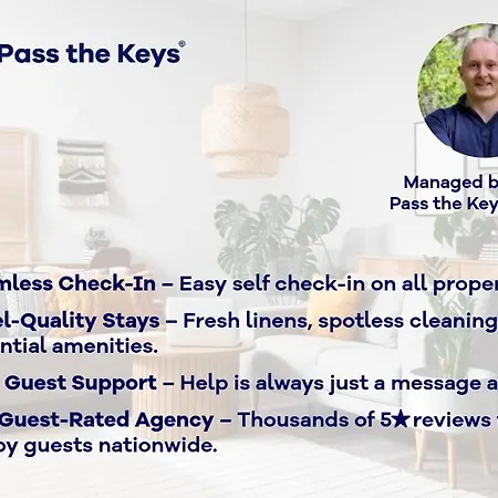 Apartman Modern Minimalist 3-bed Duplex In - Pass The Keys *